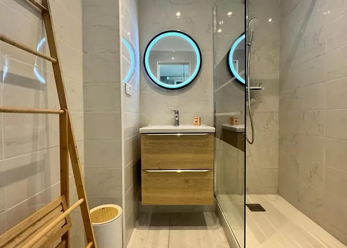 Διαμέρισμα D'este - 4 Prs - Clim - 300m - Piscine-parking En Option Ζουάν λε Πιν