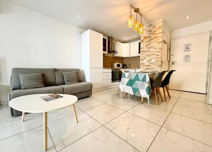 Διαμέρισμα D'este - 4 Prs - Clim - 300m - Piscine-parking En Option *